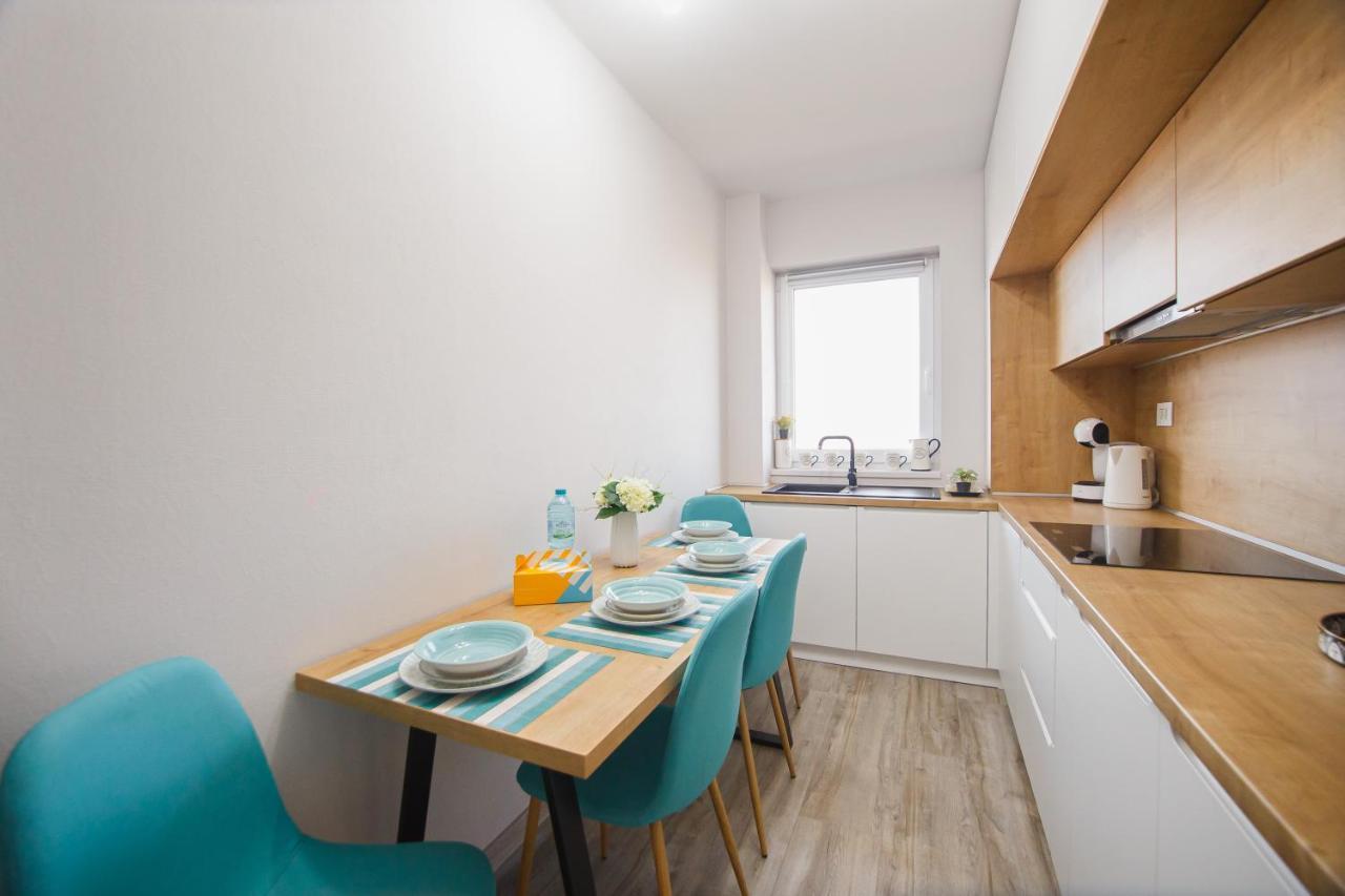 Creamy Wood Haven Leilighet Oradea Eksteriør bilde